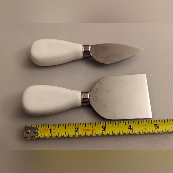 Debora Carlucci Porcelain And Bamboo Heart Shaped 3pc Cheese Cutting Board 11x9\